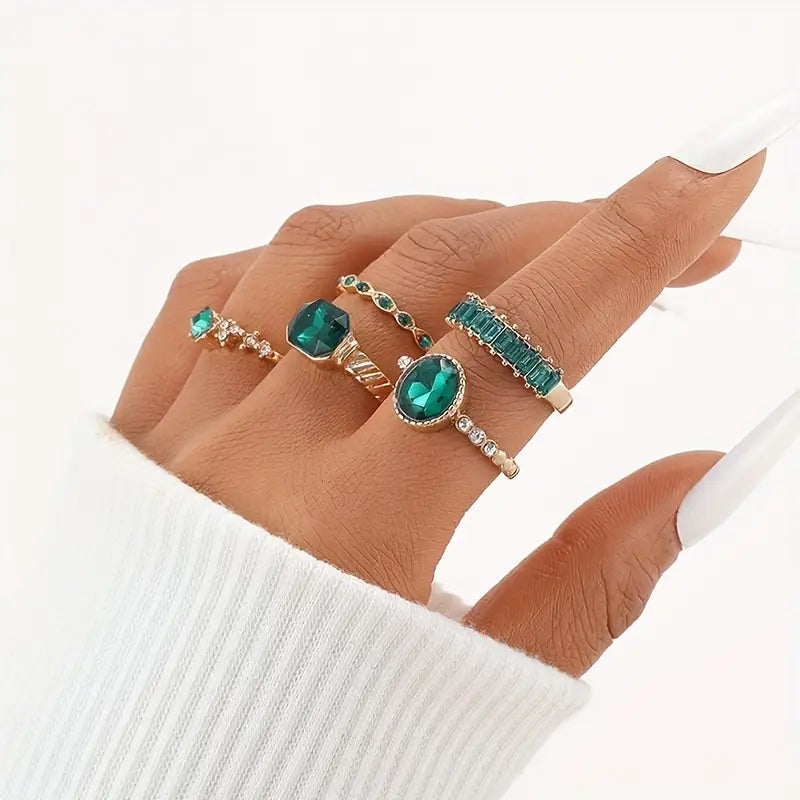 Zarina Exquisites Smaragdgrüner Goldring-Set