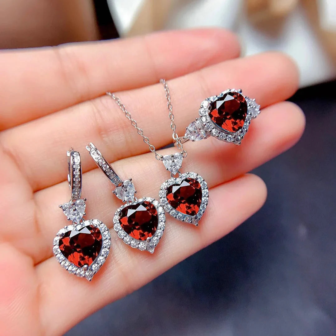 Liora Amorique Rotes Set