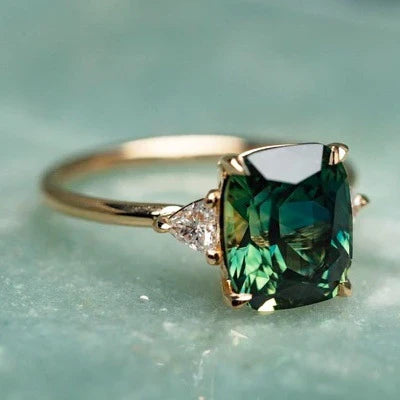 Vintage-inspirierter grüner Edelstein Goldring