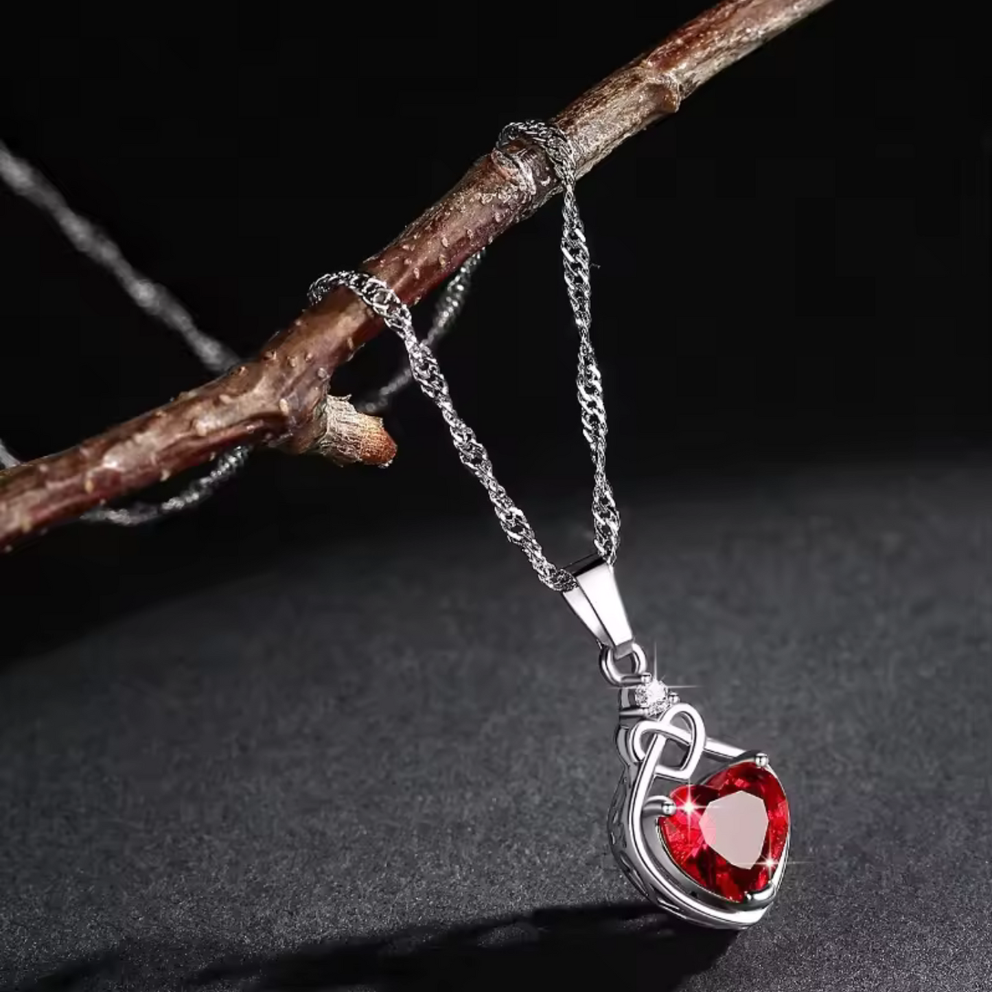 Roter Zirkon Herz Schmuckset
