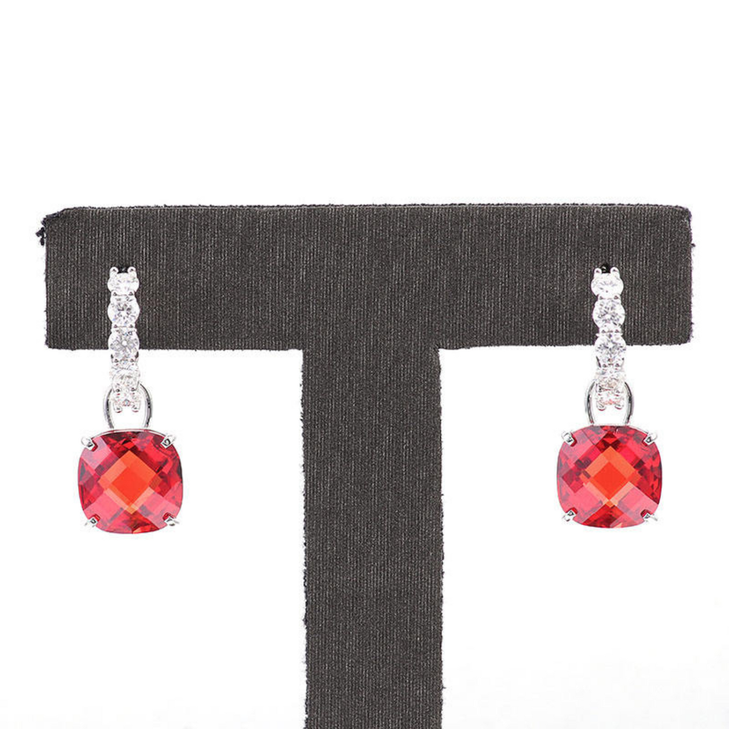 Ruby- und Diamant-Ohrringe