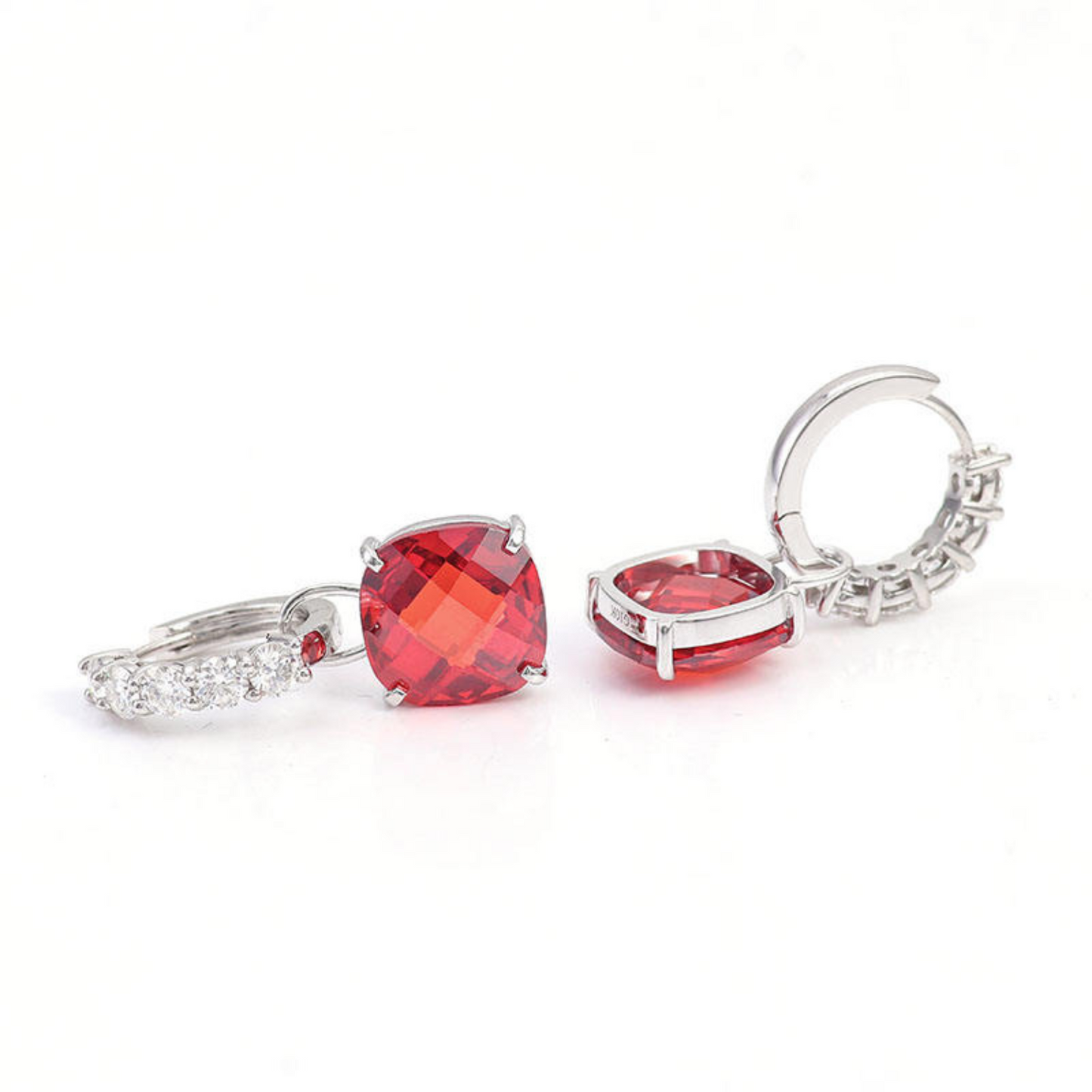 Ruby- und Diamant-Ohrringe
