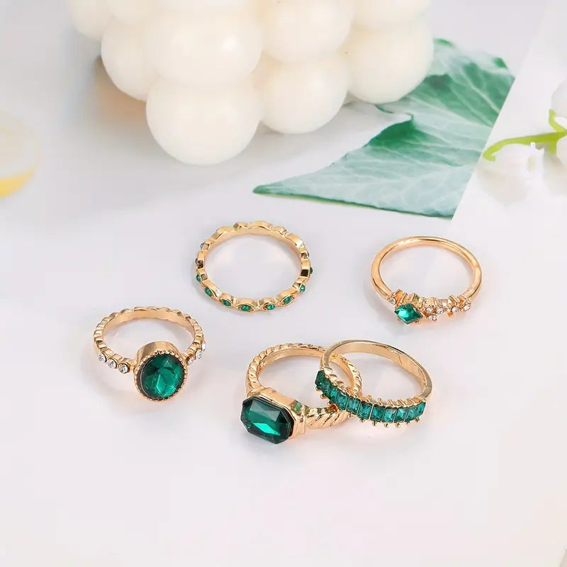 Zarina Exquisites Smaragdgrüner Goldring-Set
