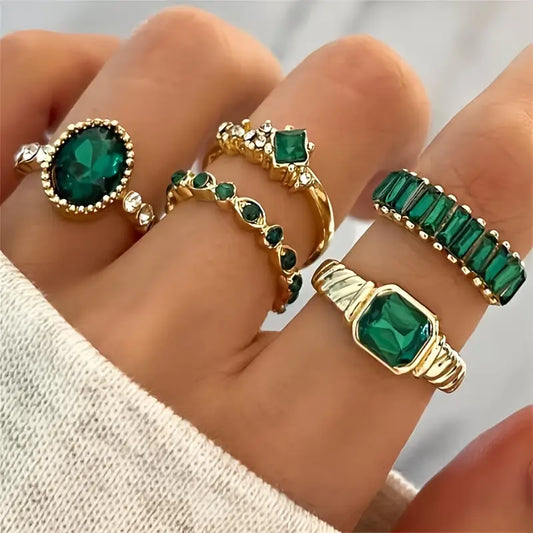 Zarina Exquisites Smaragdgrüner Goldring-Set