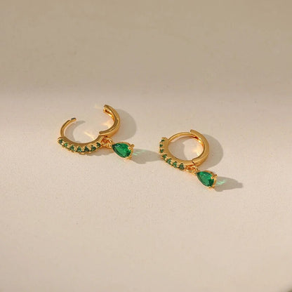 Zirkonia-Ohrringe mit Smaragd in Gold