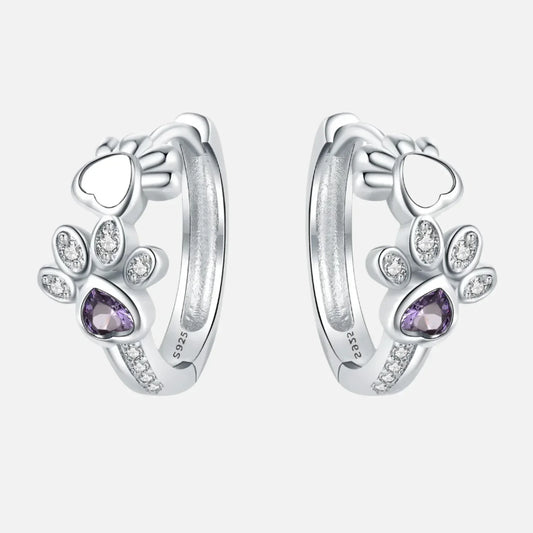 Elegante ILLA Pfoten-Huggie-Ohrringe aus 925er Sterlingsilber mit funkelnden Zirkonia und Herzstein