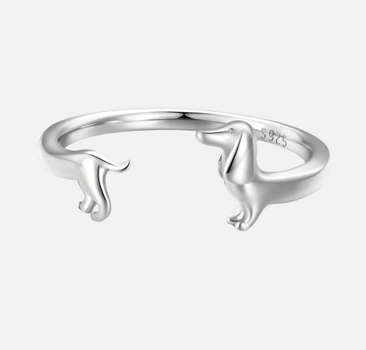 PEPI – Anpassbarer Dackel-Ring im stilvollen Wickel-Design